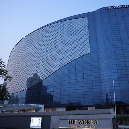 The World Surat Hotel Kültér fotó