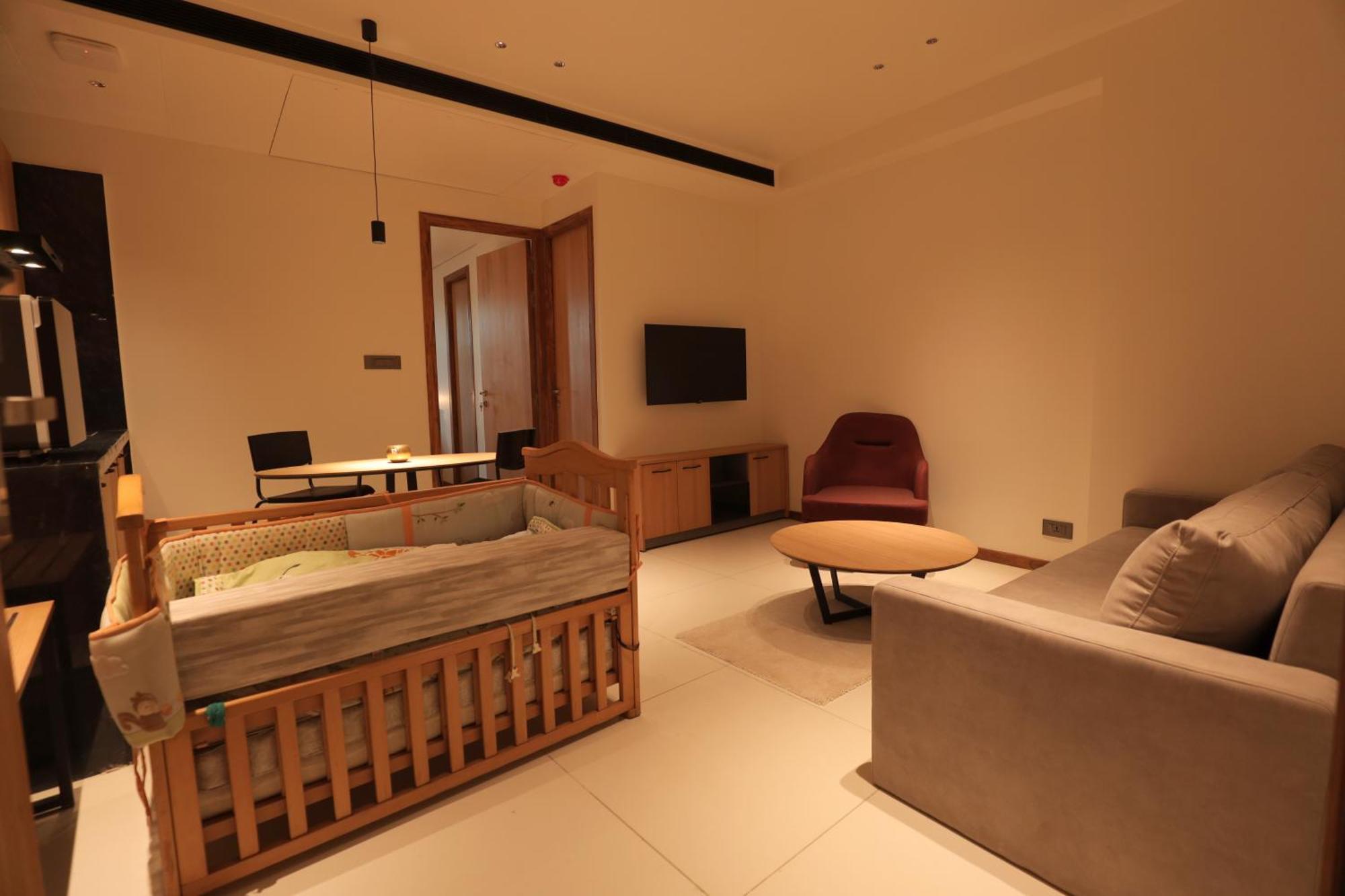 The World Surat Hotel Kültér fotó