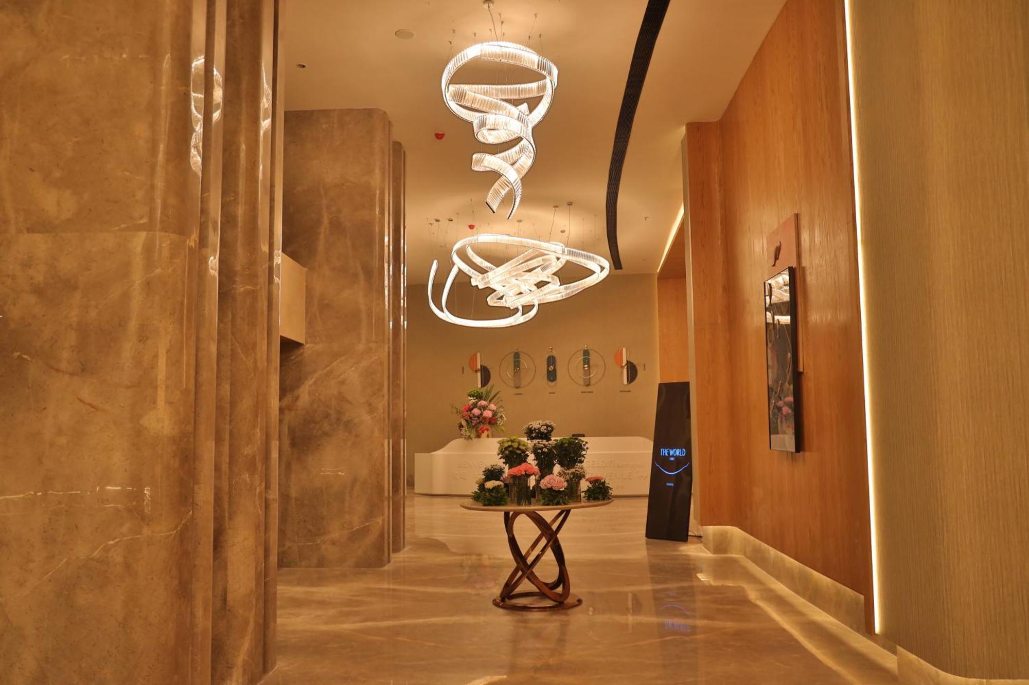 The World Surat Hotel Kültér fotó